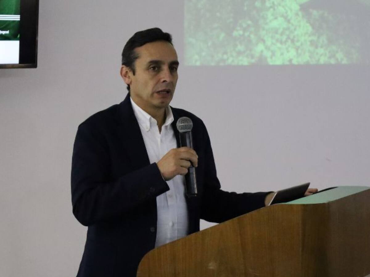 ¿Director del Servicio Geológico Colombiano no está cumpliendo con sus funciones?