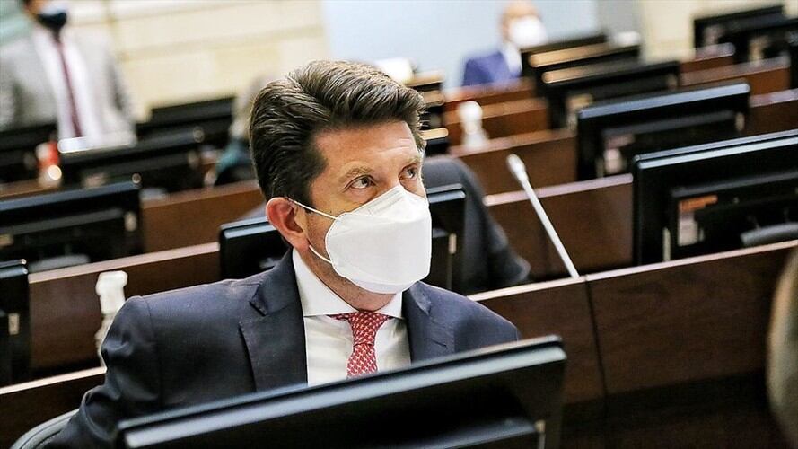 Con 69 votos a 31, el Senado negó la moción de censura contra el ministro de Defensa, Diego Molano. Foto: Getty Images / LEONARDO VARGAS