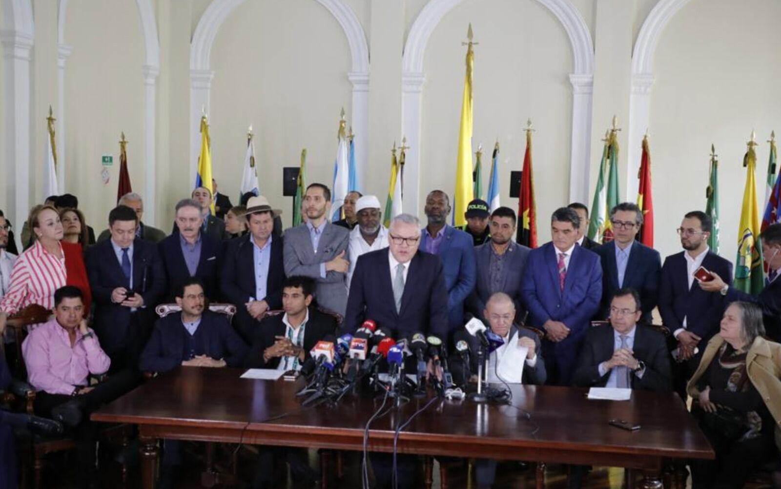 Gobierno presentó Ley de Sometimiento. Foto: Suministrada