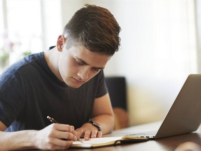 Hasta el 21 de mayo estudiantes pueden inscribirse a prácticas laborales con el Estado. Foto: Getty Images