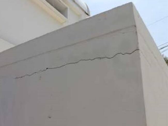 Entre otras cosas se observa el deterioro de la infraestructura física del centro de salud del barrio La Paz. Foto: Informe Contraloría