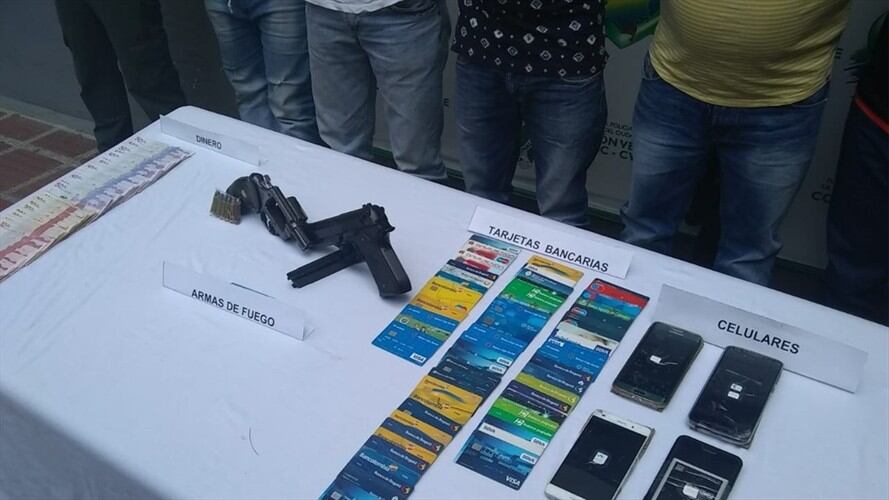 Capturan en Cali a siete presuntos clonadores de tarjetas. Foto: Cortesía Policía Nacional