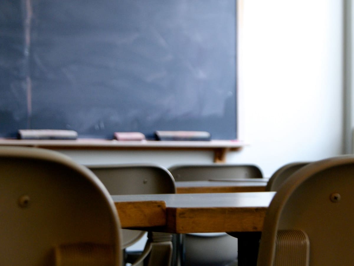 Colegios en Santa Marta no se salvan y suspenden sus clases por fallas en alcantarillado