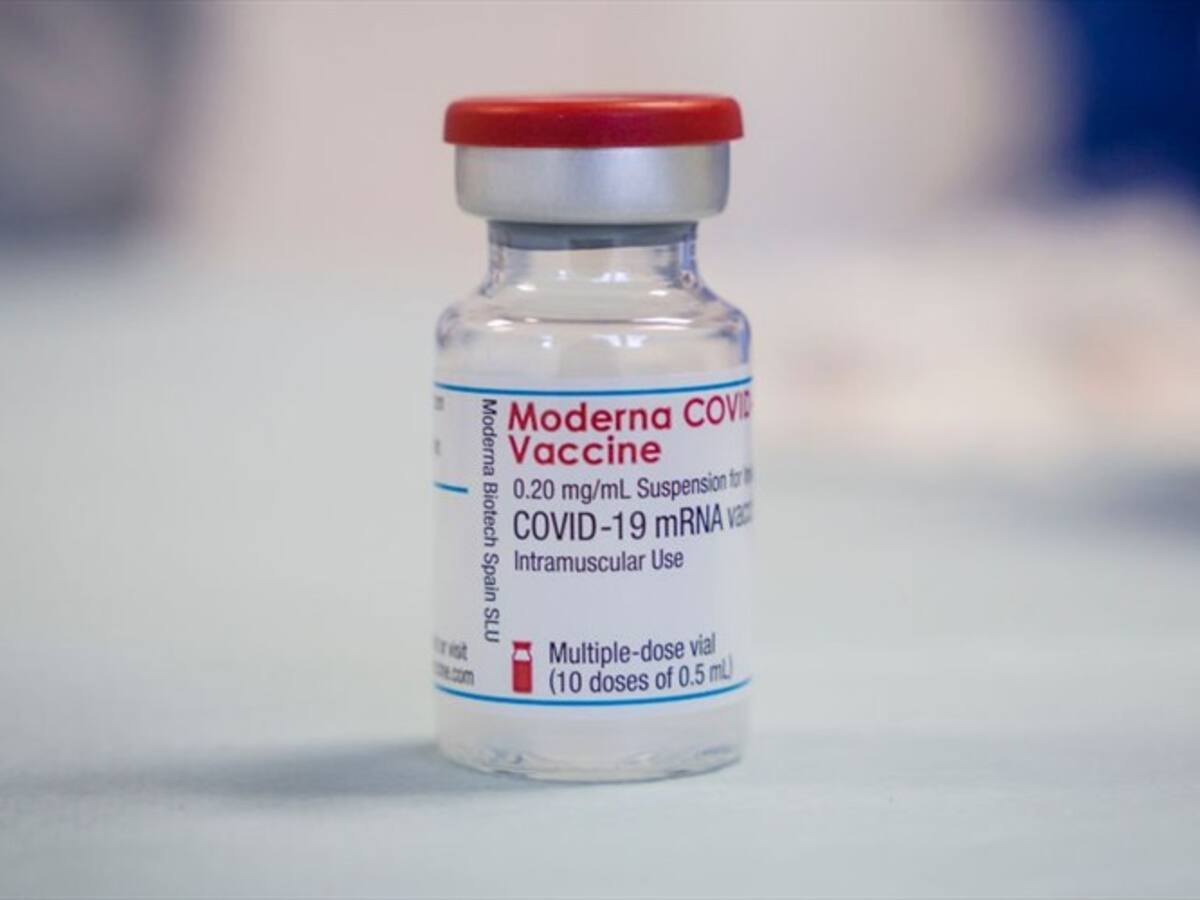 Invima autoriza a Minsalud aplazar la aplicación de segunda dosis de Moderna