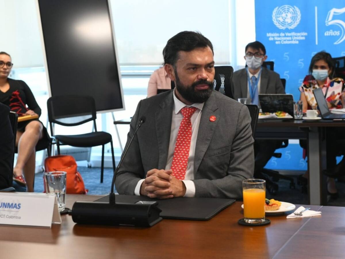 Casi medio millón de colombianos están en riesgo de caer en minas antipersona: Pablo Parra director de UNMAS de ONU