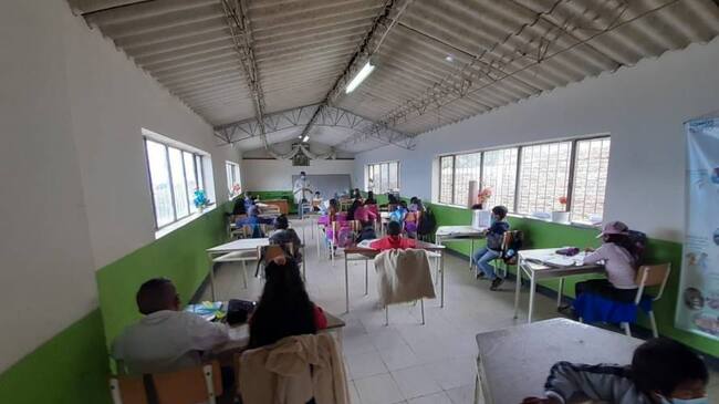 En Tasco son 10 instituciones que requieren de conectividad. Foto: W Radio.