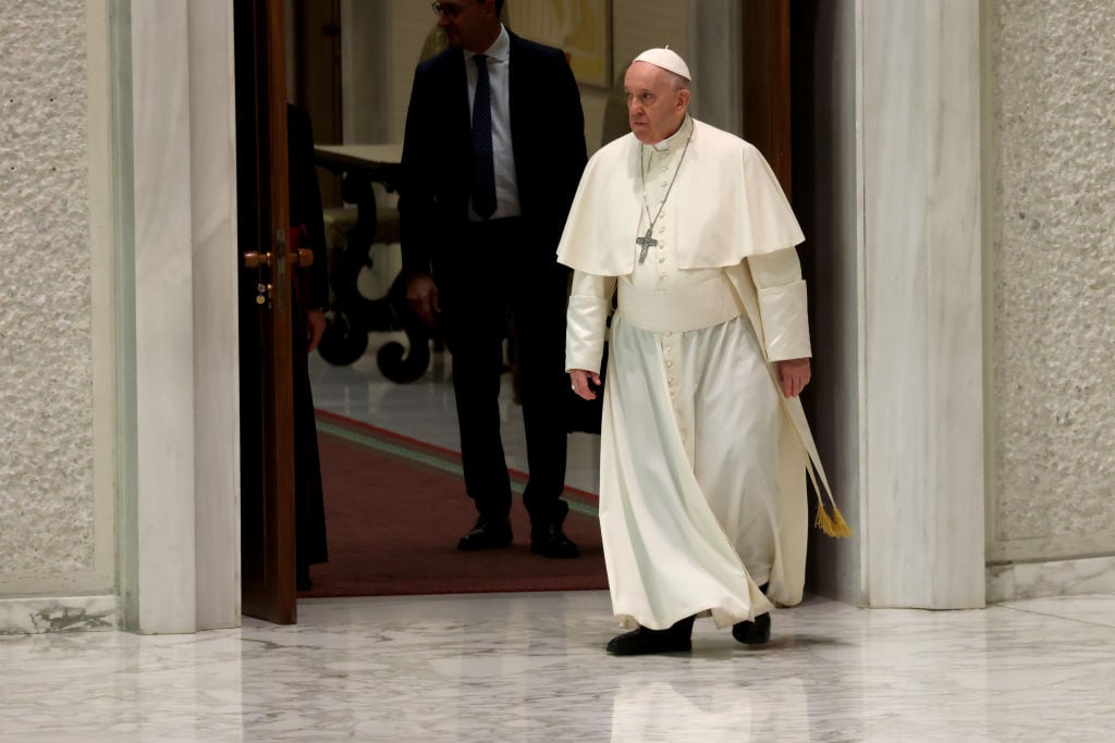 El papa Francisco condenó la “guerra odiosa” en Ucrania durante ceremonia en el Vaticano. Foto: Getty Images