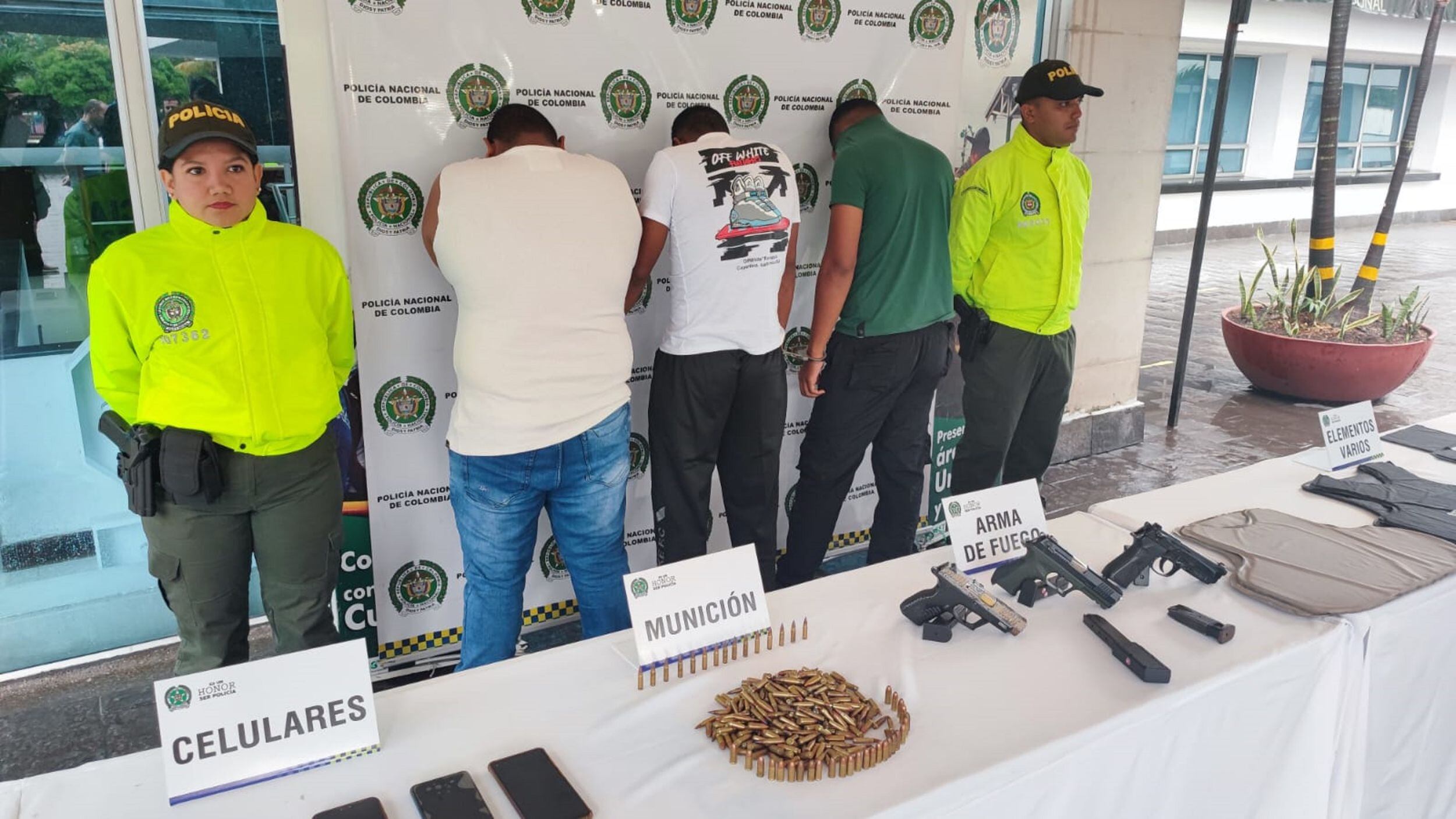 Los capturados integraban una red de apoyo de la columna Jaime Martínez de las disidencias de las Farc. Foto: Policía.