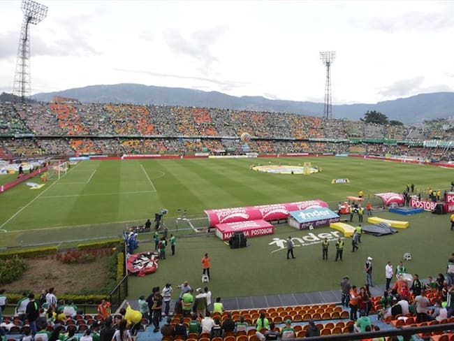 Así sería el piloto para el regreso de los hinchas a los estadios de Colombia