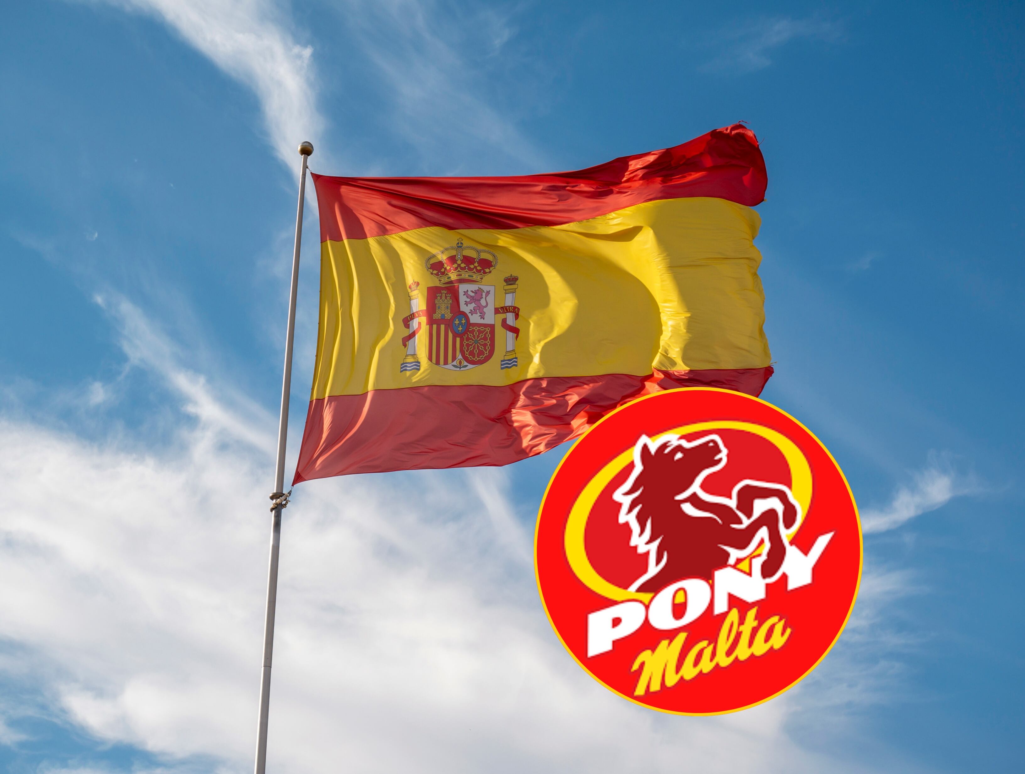 España y Pony Malta. Fotos: Javier Zayas Photography via Getty Images / Redes sociales Pony Malta