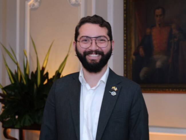 Al Oído: vergonzosa salida en falso del embajador en México, Moisés Daza