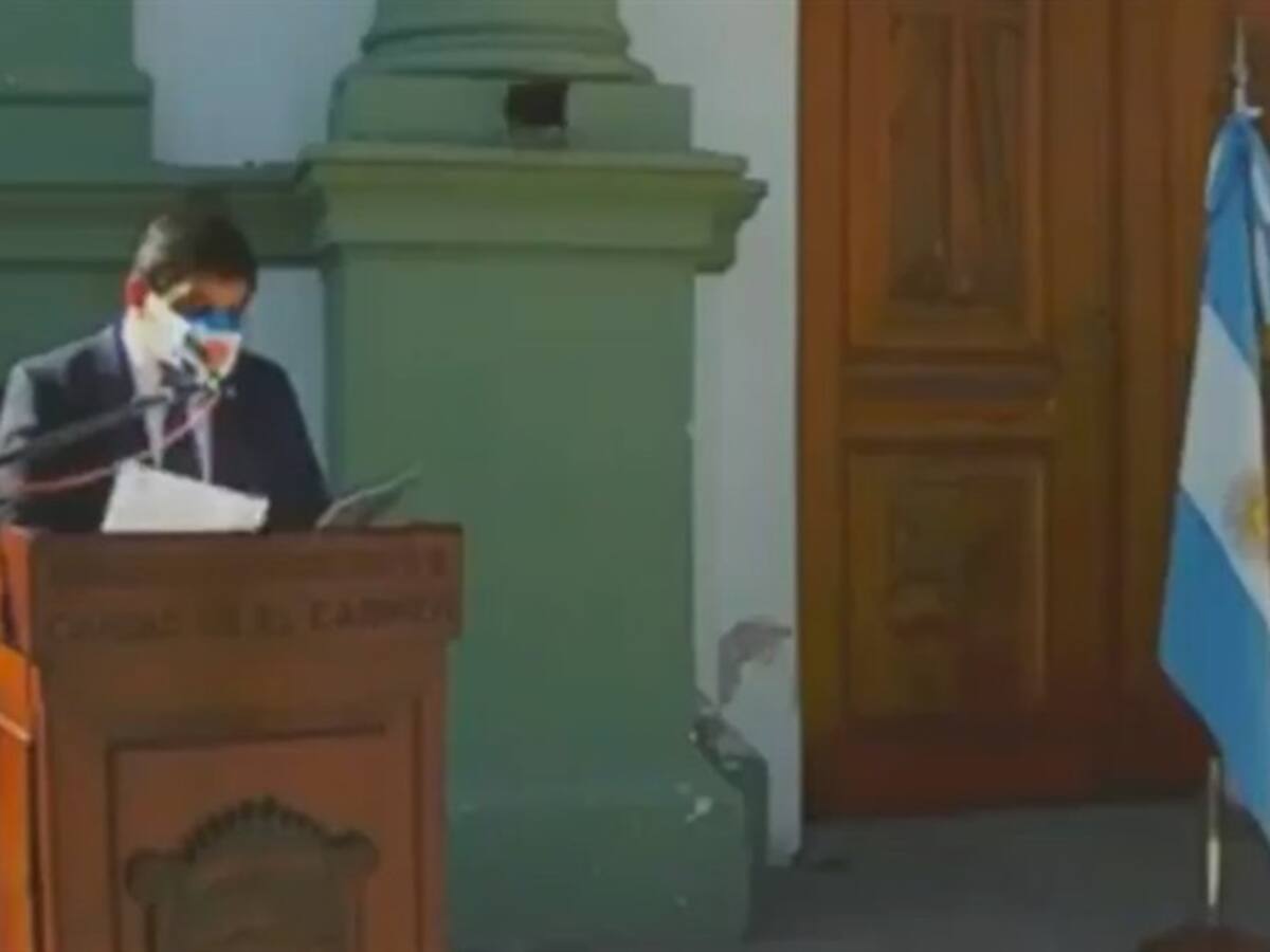 El político que en un acto oficial plagió discurso de la película Día de la Independencia