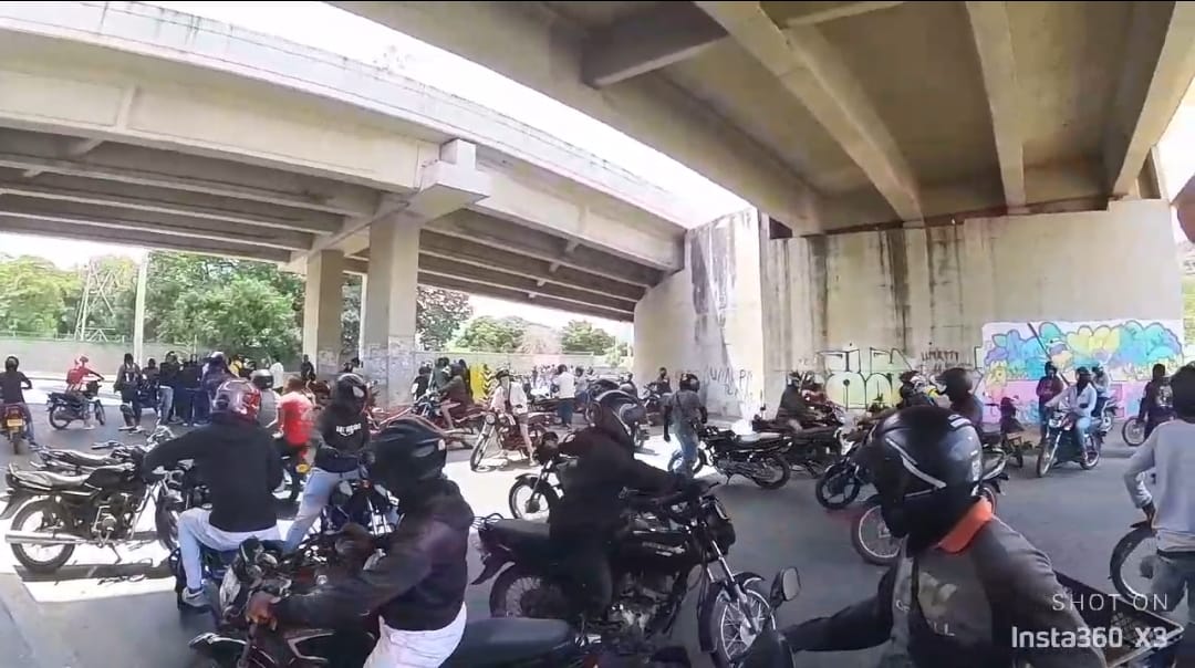 Glorieta La Lucha/ Idinael Fernández.