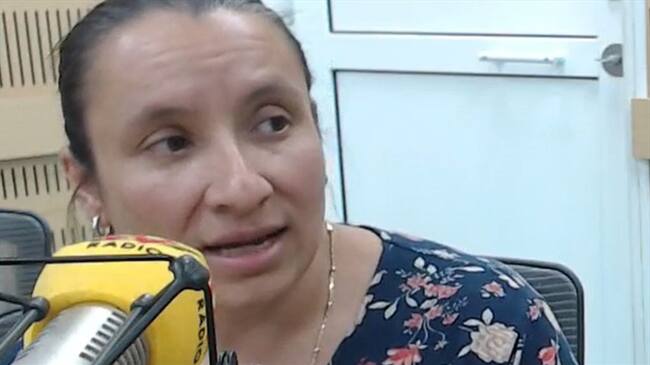 Esposa de policía asesinado en Bogotá. Foto: La WCon Vicky Dávila