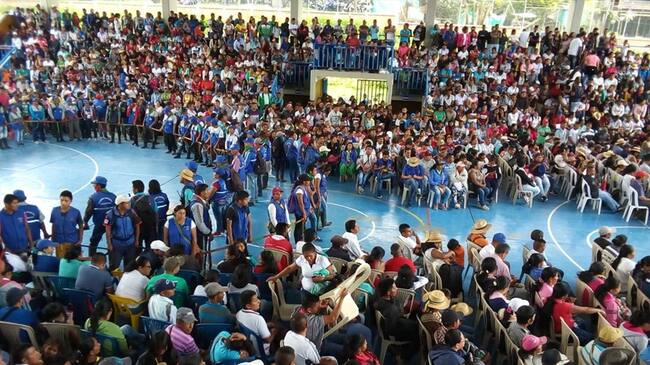 En una audiencia pública que se realizó en el Resguardo de Tacueyó, se aplicó la Jurisdicción Especial Indígena y un castigo de 37 fuetazos. Foto: Cortesía Sucesos Cauca