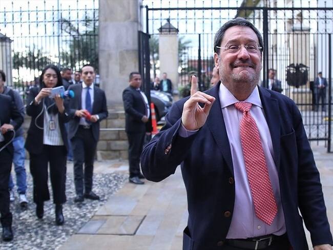 El presidente Iván Duque se pronunció sobre las versiones de una posible salida del embajador en Estados Unidos, Francisco Santos. Foto: Colprensa