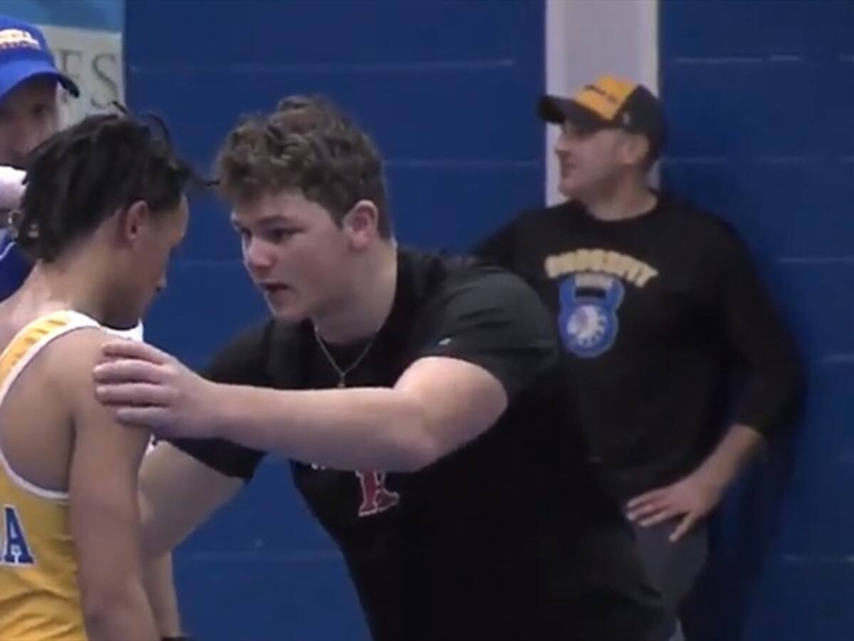 Suspenden a árbitro que obligó a un deportista negro a cortarse sus rastas para competir