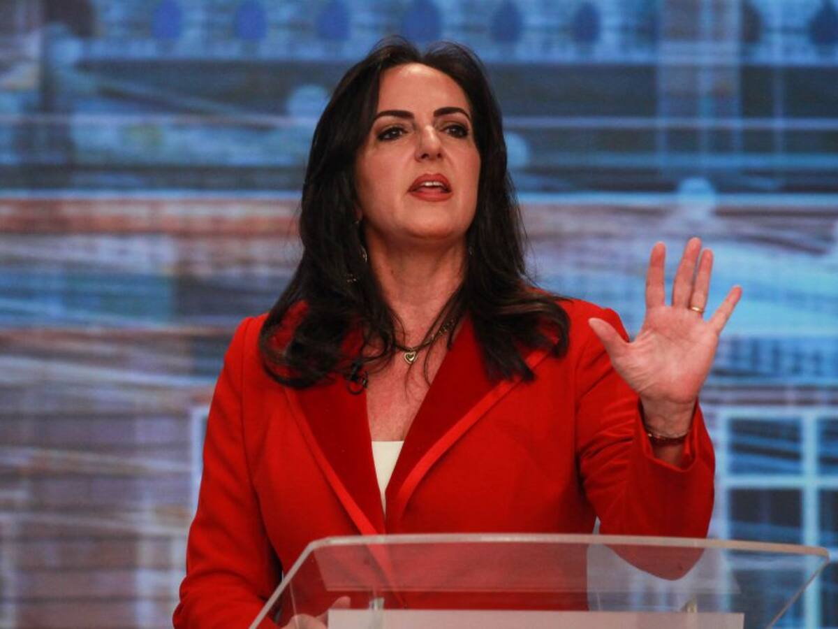 “Esto no se resuelve con populismo”: Cabal lanzó duras críticas a la consulta popular de Petro