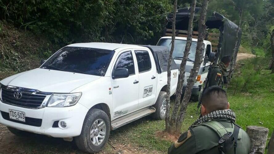 El vehículo implicado es una camioneta Toyota Hilux de placa TDS 503, de propiedad de Transvego. Foto: Cortesía Unicauca Estéreo 104.1