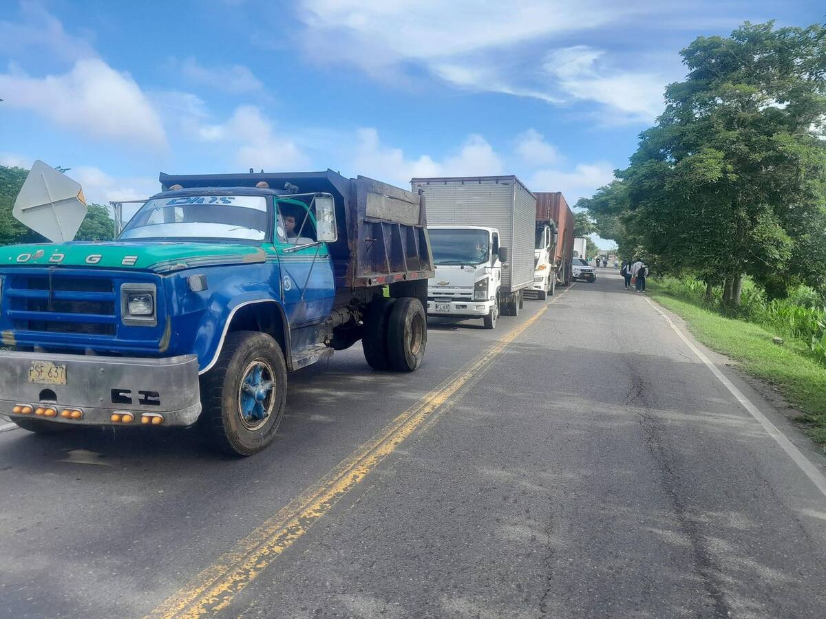 Reportan bloqueos en vías y minga indígena en el departamento de Córdoba