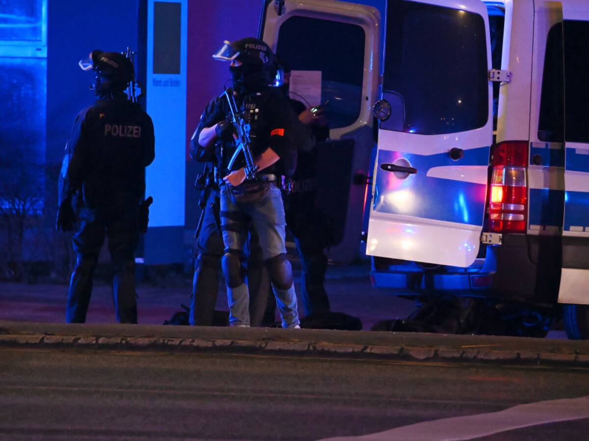 Al menos seis muertos en un tiroteo en una iglesia en Hamburgo