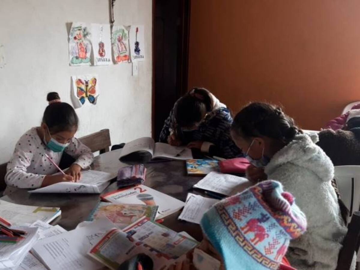 Claman al FFIE hacer cumplir entrega de obras de 26 colegios en Boyacá