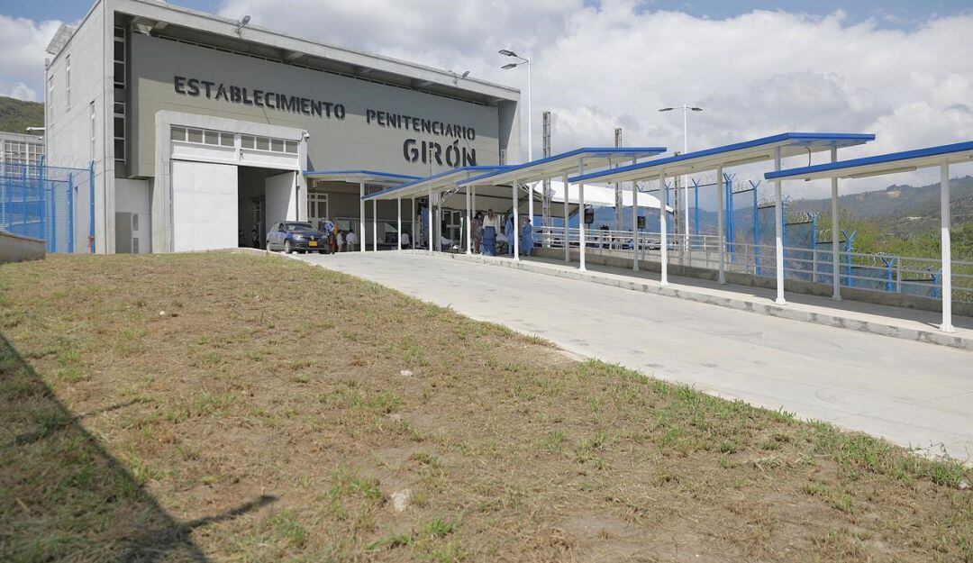 Internos de la cárcel Palogordo entraron en desobediencia pacífica.