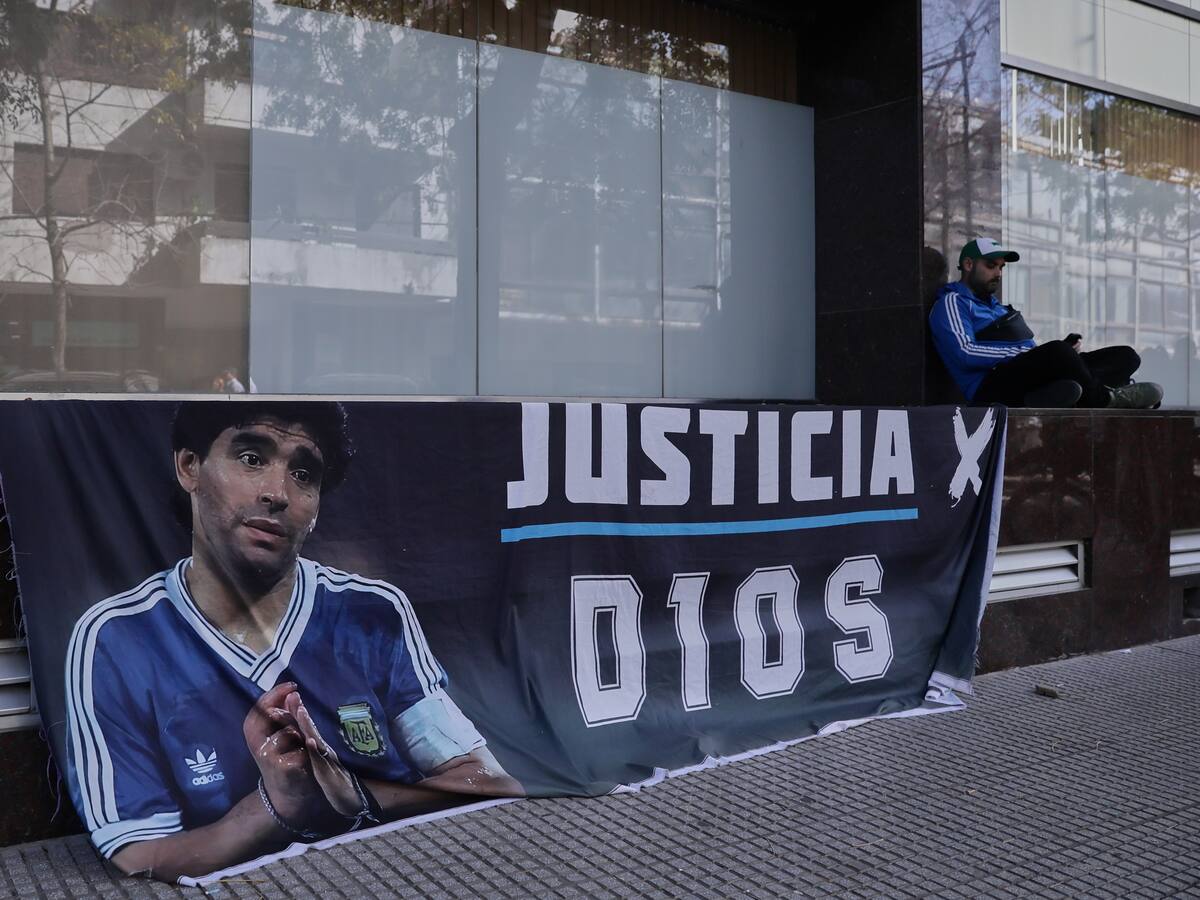 Tribunal del caso Maradona rechaza pedido de la defensa de recusar a dos jueces
