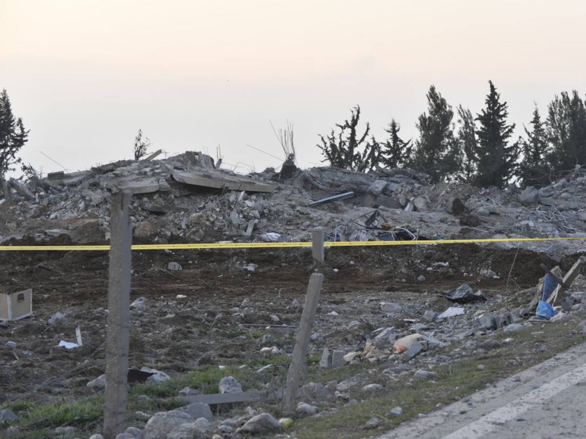 Mueren 3 paramédicos en ataque israelí contra un centro médico