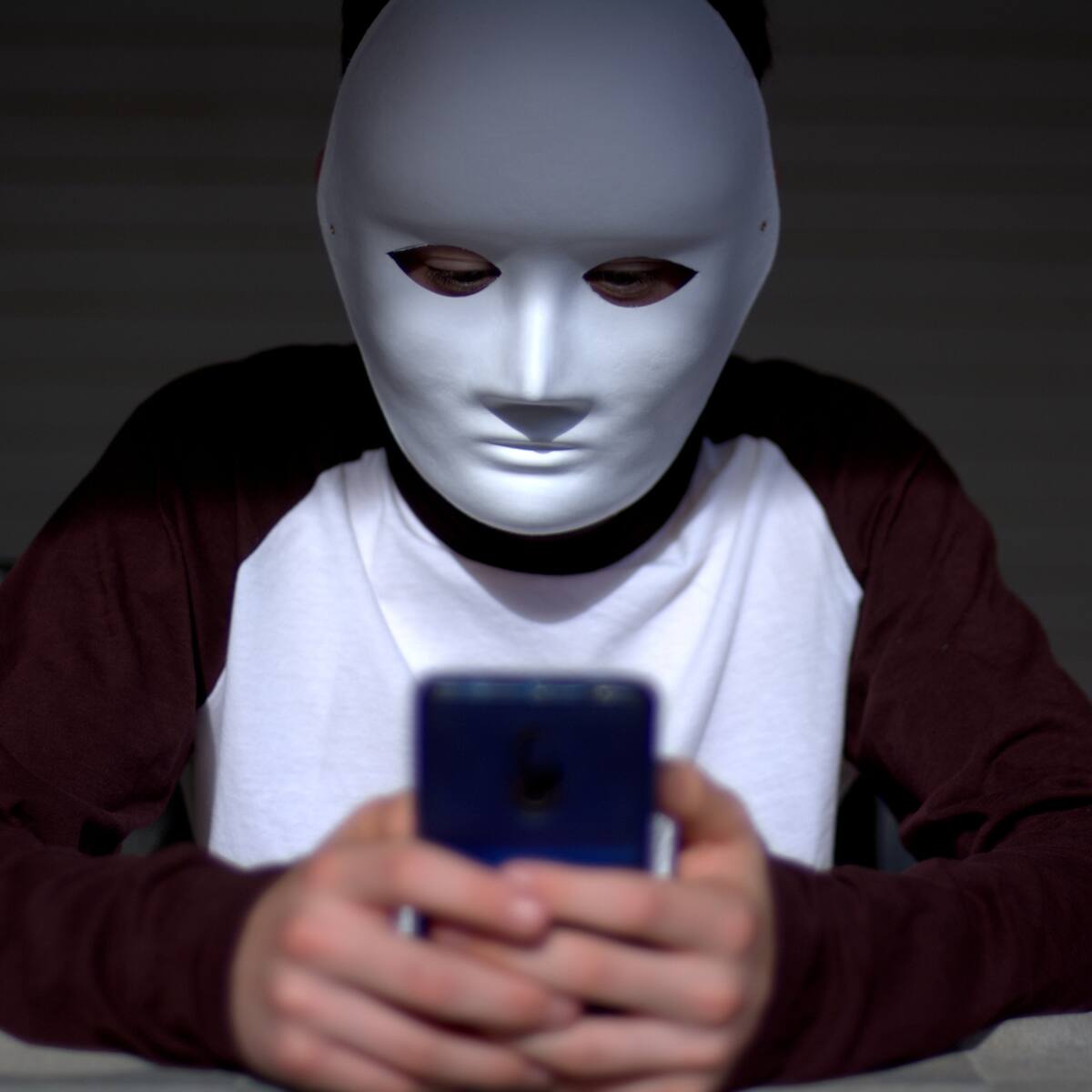 Los riesgos del odio coordinado en redes sociales, según investigador