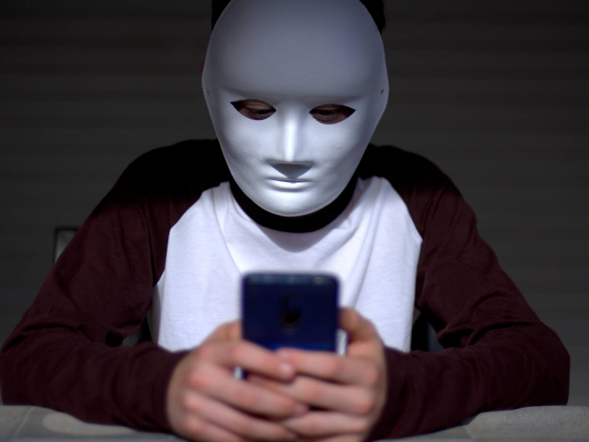 Los riesgos del odio coordinado en redes sociales, según investigador