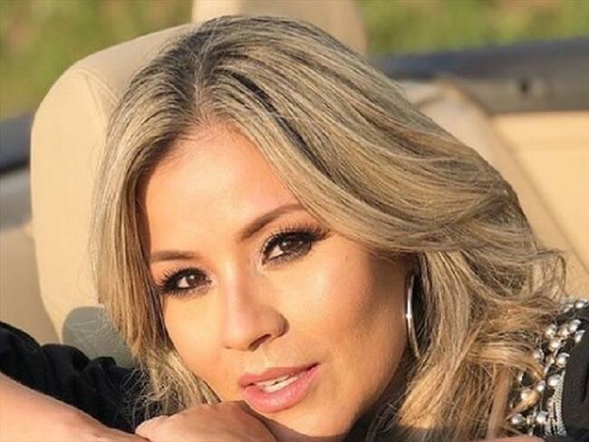 “Pacto de Caricias” es una canción dedicada a los amantes: Francy