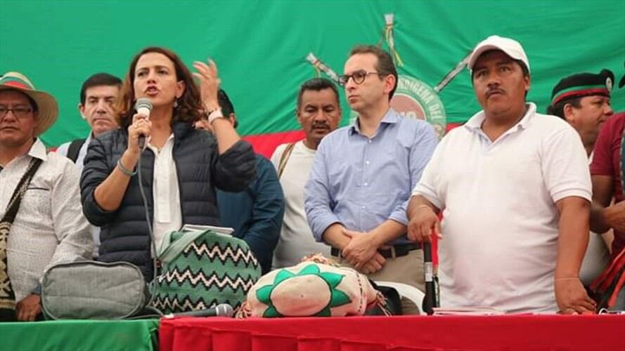 La ministra Nancy Patricia Gutiérrez hizo un llamado a las comunidades indígenas del Cauca para dialogar con el Gobierno y no continúen las vías de hecho. Foto: Colprensa