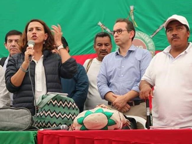 La ministra Nancy Patricia Gutiérrez hizo un llamado a las comunidades indígenas del Cauca para dialogar con el Gobierno y no continúen las vías de hecho. Foto: Colprensa