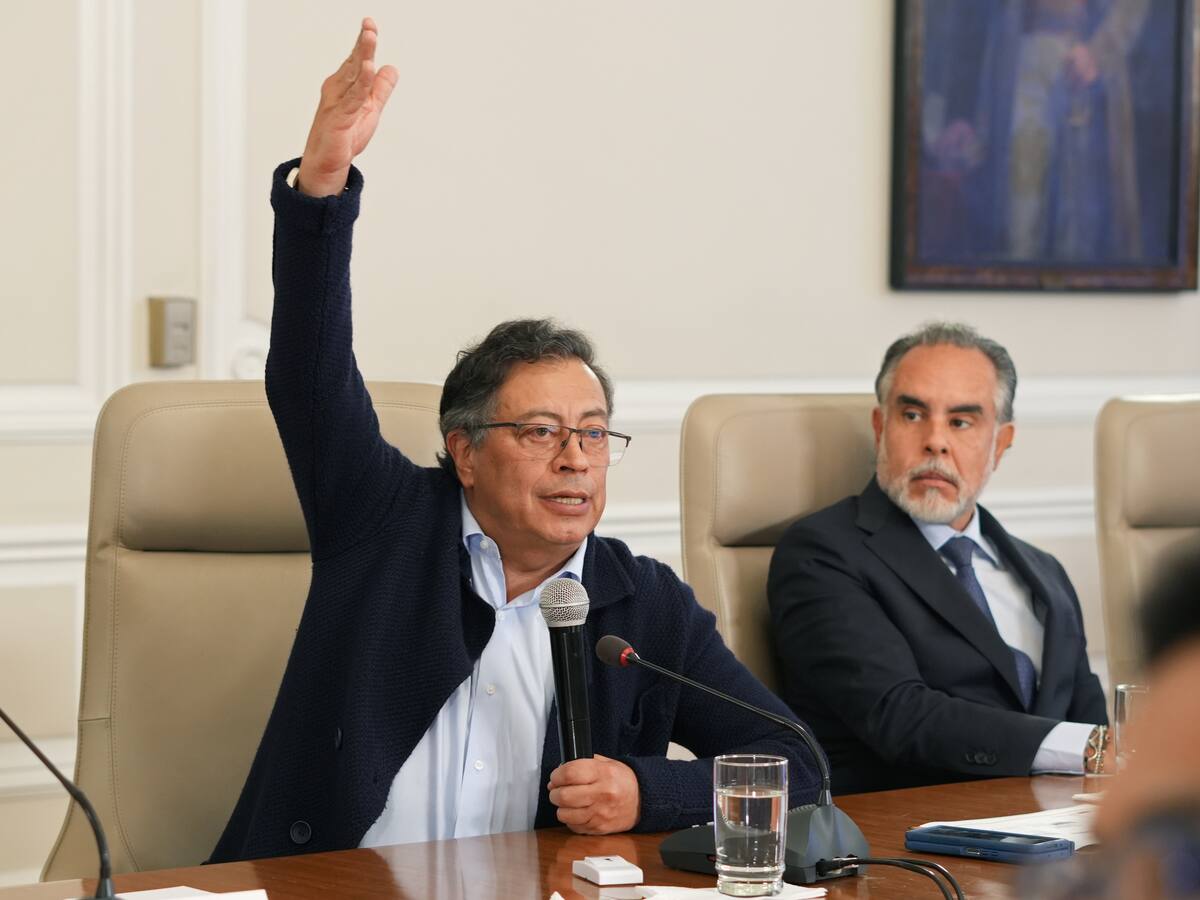 Familiares de Gustavo Petro y Armando Benedetti fueron amenazados