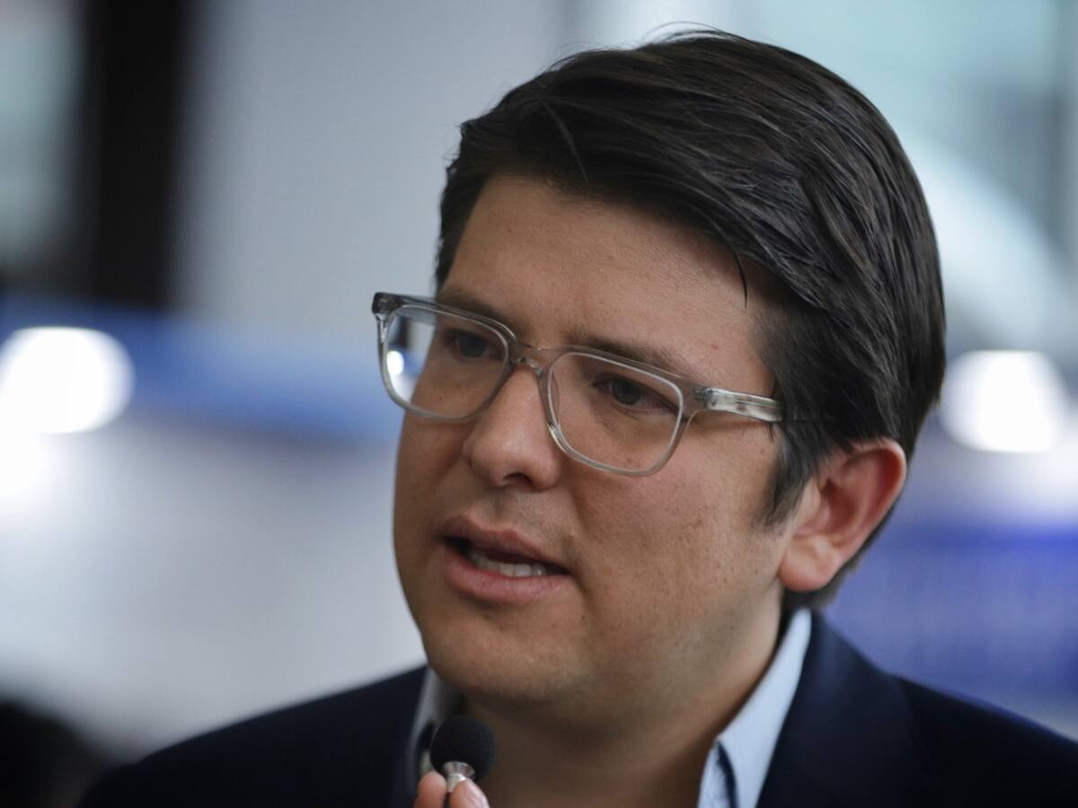 ¿A las calles para defender la tributaria? Oposición rechaza protesta del Gobierno