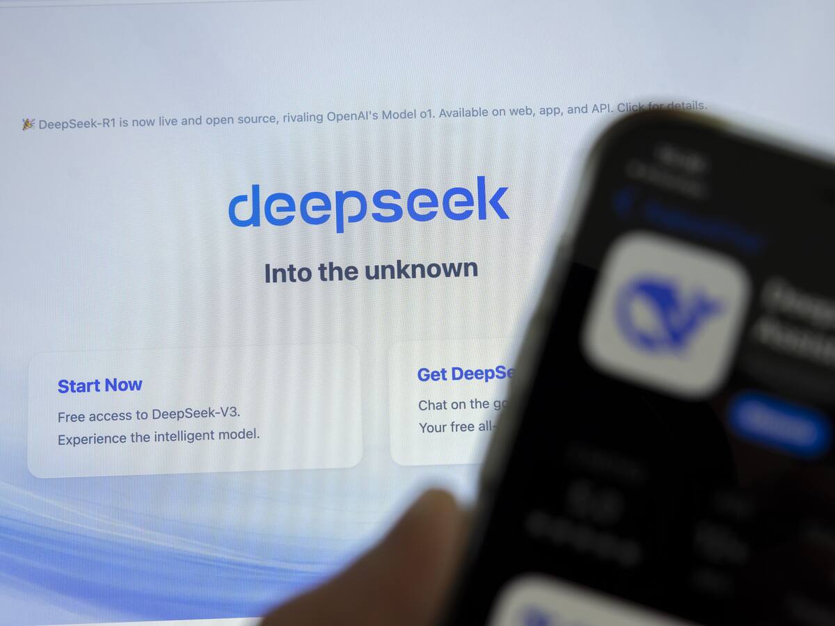 La IA china DeepSeek sigue sufriendo un “apagón parcial” de sus servicios, por ciberataques