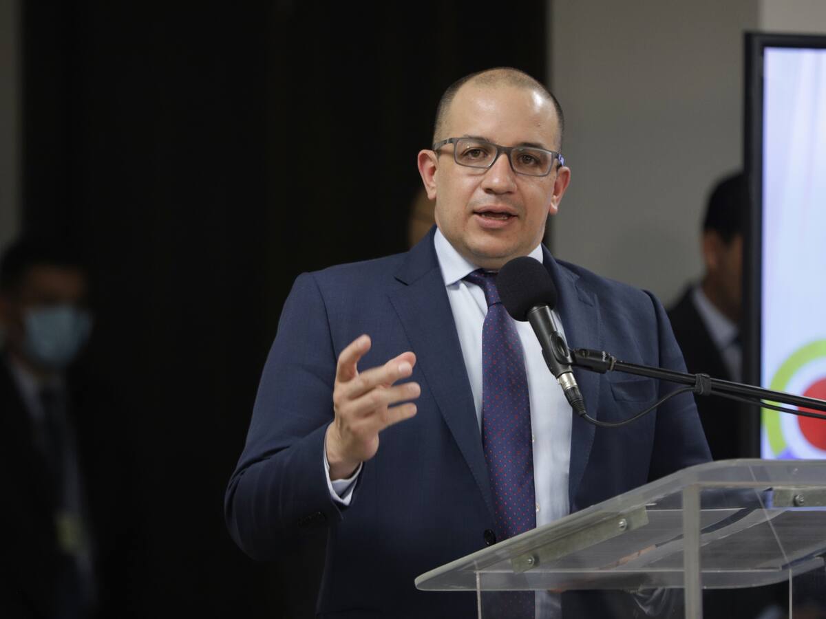 Formulan pliego de cargos contra Jorge Andrés Carrillo, exgerente de EPM