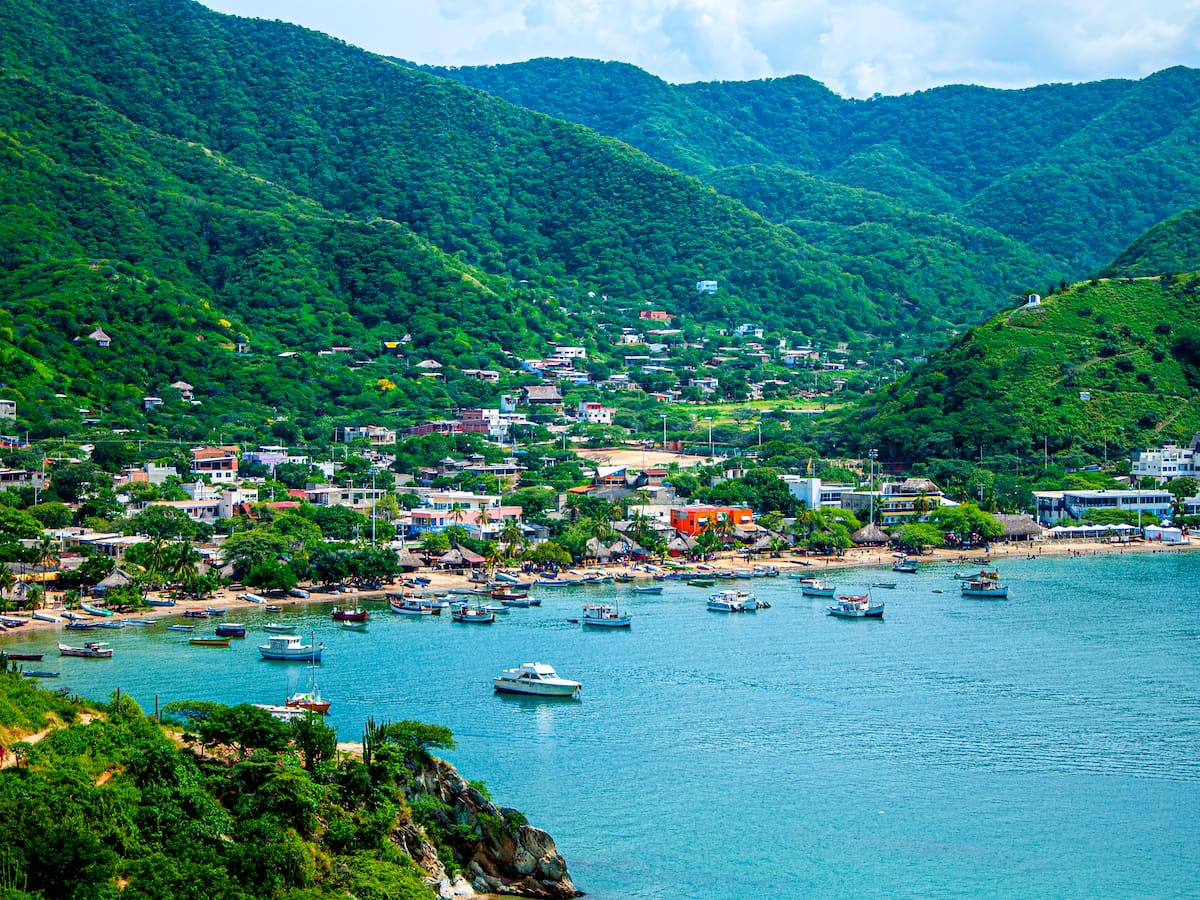 ¿Cuál es la ciudad que se conoce como ‘la bahía más linda de América’? Queda en el Caribe colombiano