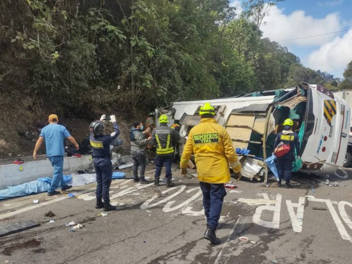Esto se sabe del grave accidente de tránsito en vía Mosquera - La Mesa