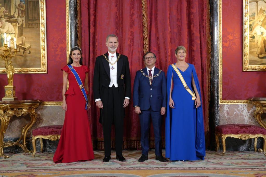 Reina Letizia, rey Felipe VI, presidente Gustavo Petro y primera dama, Verónica Alcocer | Foto: Presidencia Colombia