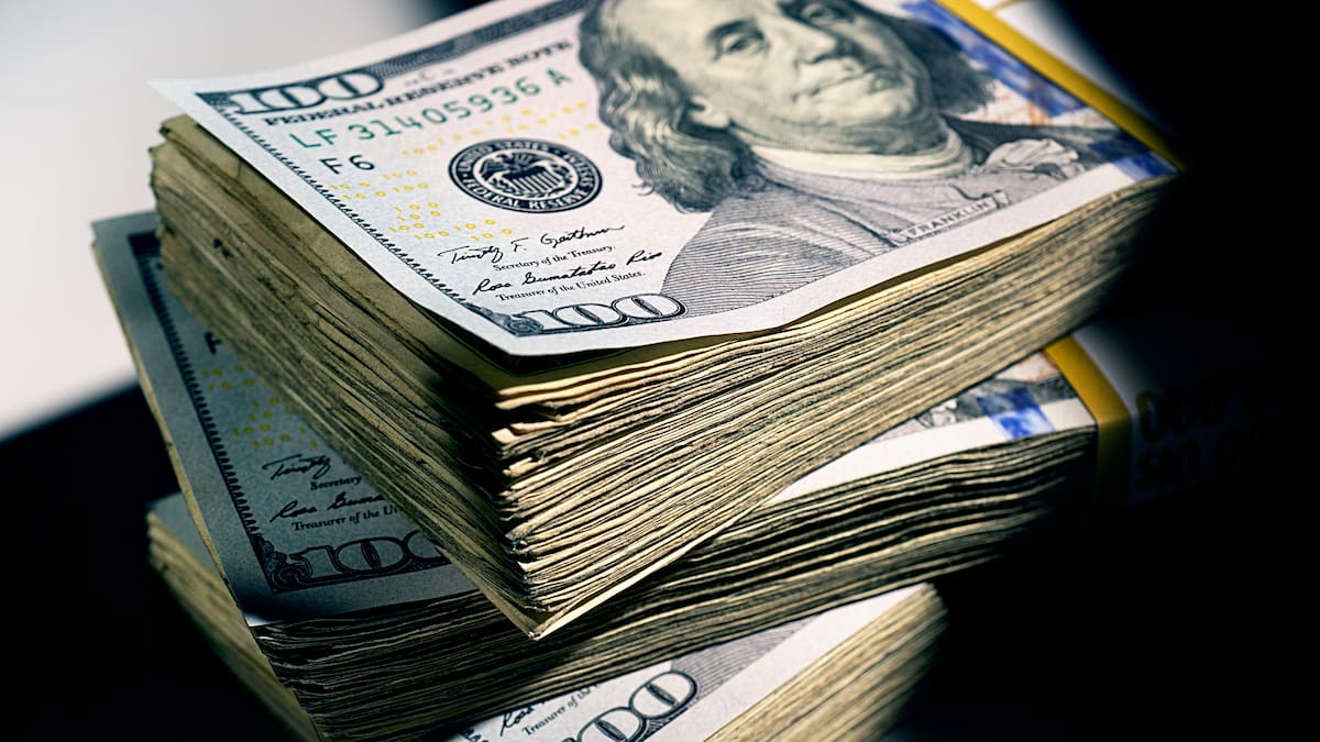 2 colombianos entre las 10 personas más ricas de Latinoamérica en 2025, según Forbes: lista completa