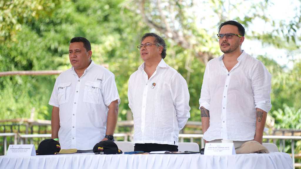 Entrega de tierras en San Sebastián Magdalena. Foto: Presidencia