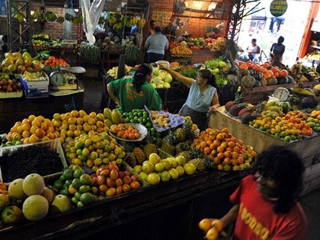 ¿Cómo darle utilidad a los alimentos que botamos?