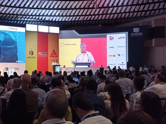 Preservar la confianza de los inversionistas: llamado de la CCI a presidente Petro