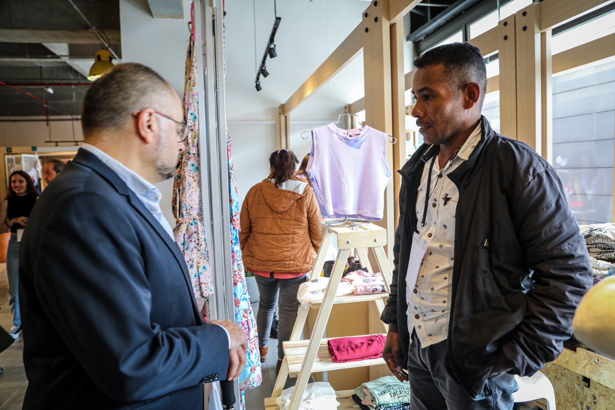 Red Nacional de Confecciones por la Paz. Foto de Twitter @redna_c