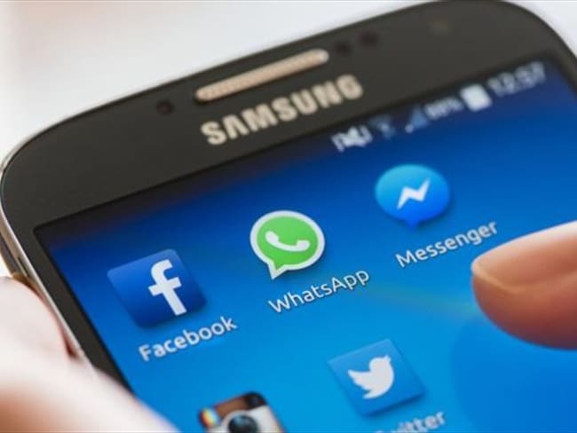 Se calcula que Whatsapp tiene más de 1.000 millones de usuarios, o lo que es equivalente, casi una de cada siete personas en el mundo lo usa.. Foto: BBC Mundo