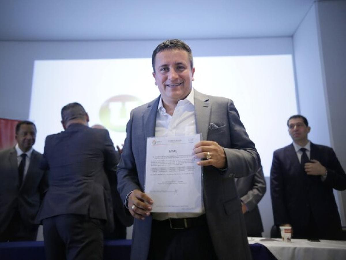 Por doble militancia investigan a Alexander Quevedo