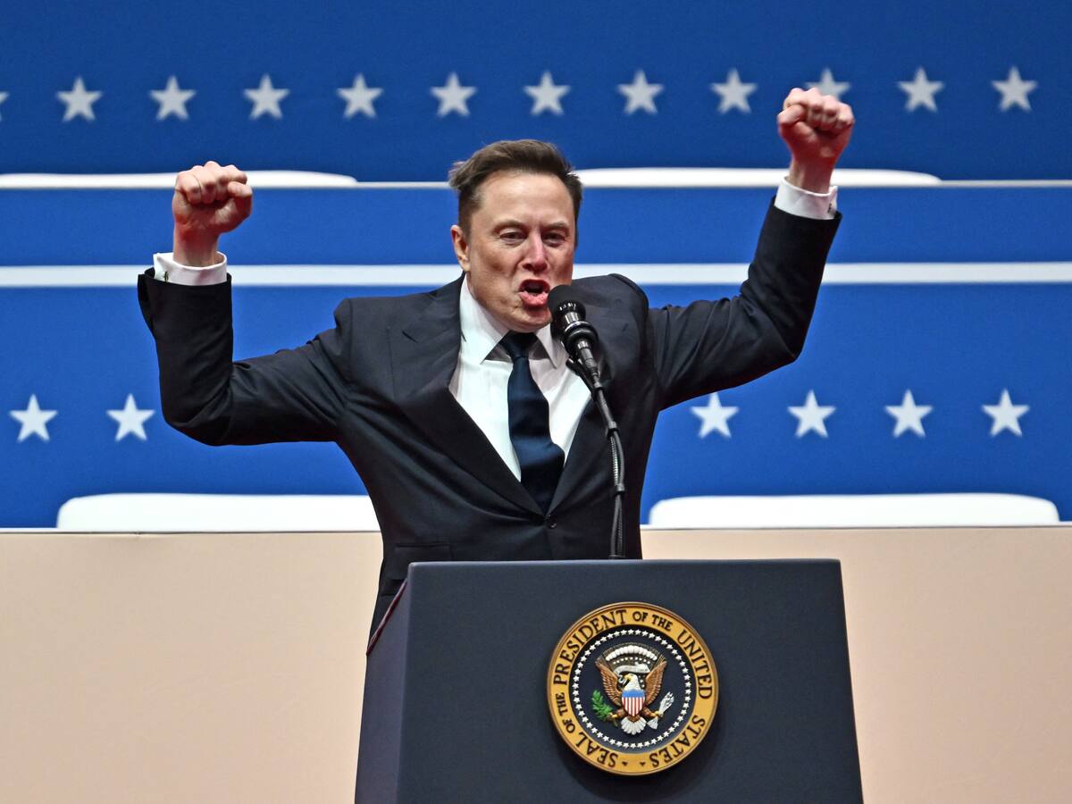 Departamento liderado por Elon Musk presiona para acceder a datos personales de estadounidenses