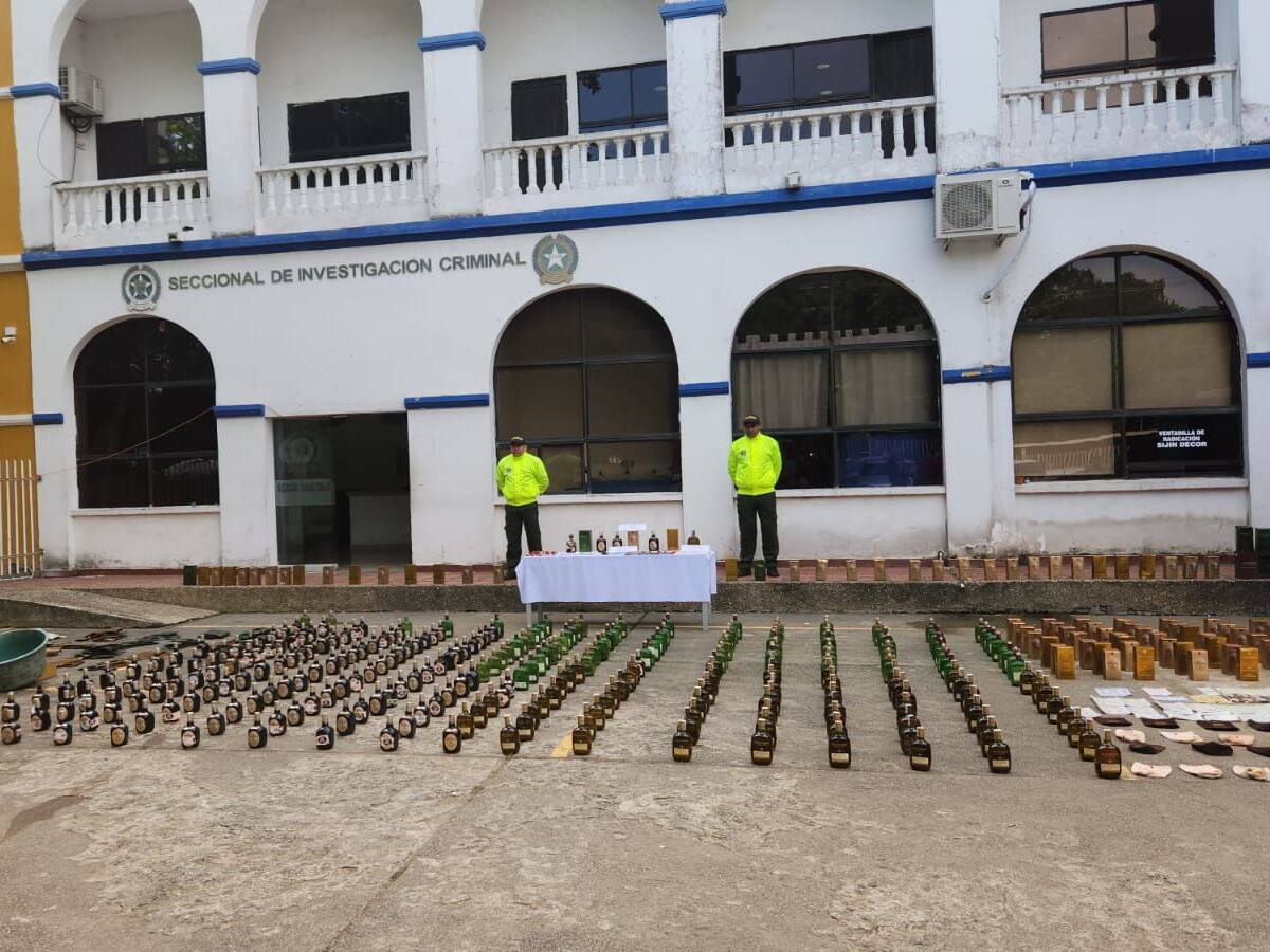 Incautan más de 290 botellas de licor adulterado en el sur de la ciudad de Montería